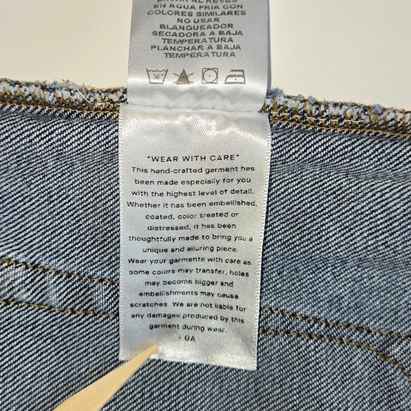Good American Jeans GPST802T 1331 | Straight Leg | Used, Excellent Condition - Picture 7 of 9